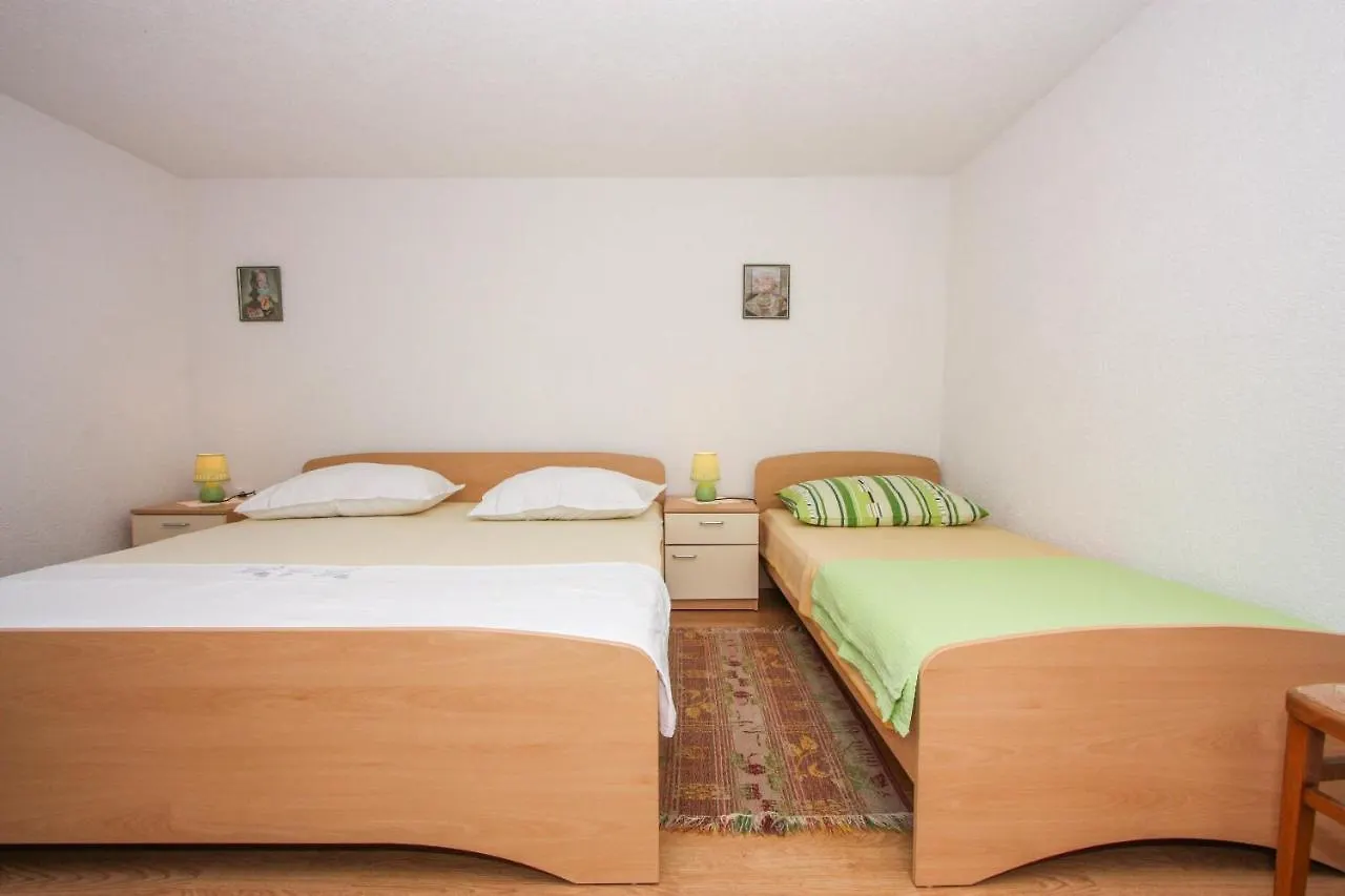 Apartments Braco Trogir Kroatien
