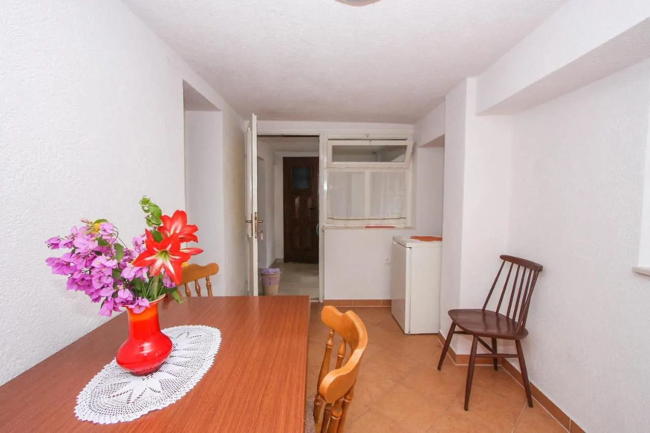 Apartments Braco Trogir Kroatien