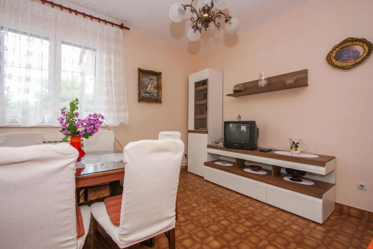 Apartments Braco Trogir